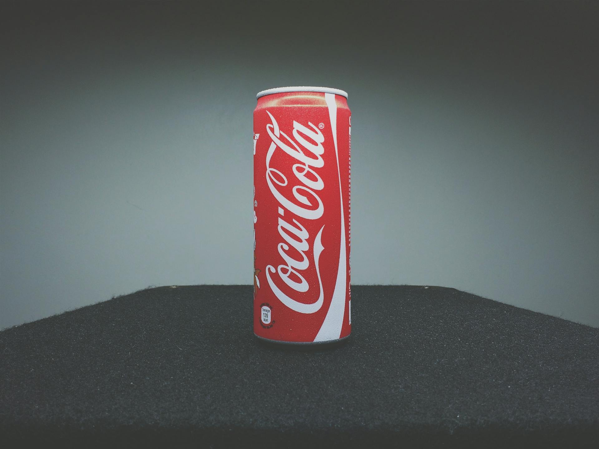 Une canette de coca | Source : Pexels