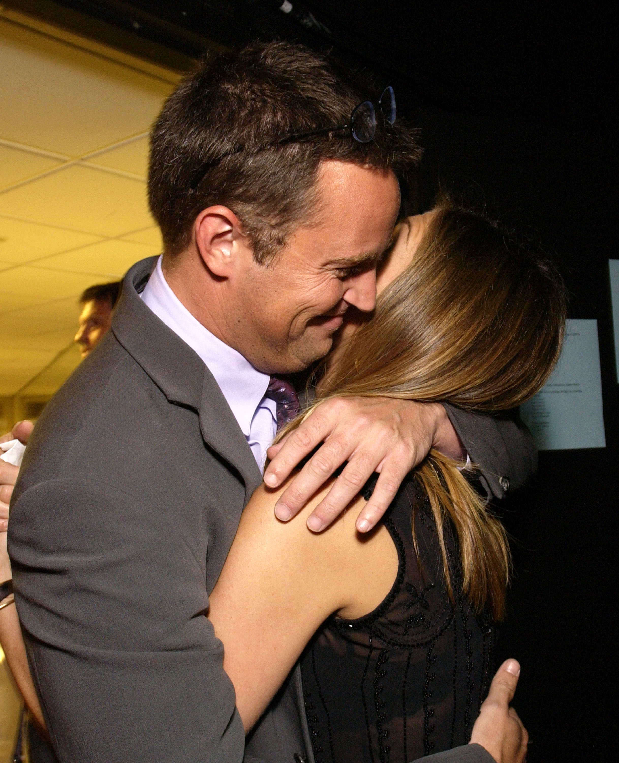 Matthew Perry et Jennifer Aniston lors de la 5e édition de la soirée caritative annuelle "Helping Kids Fly Higher" | Source : Getty Images
