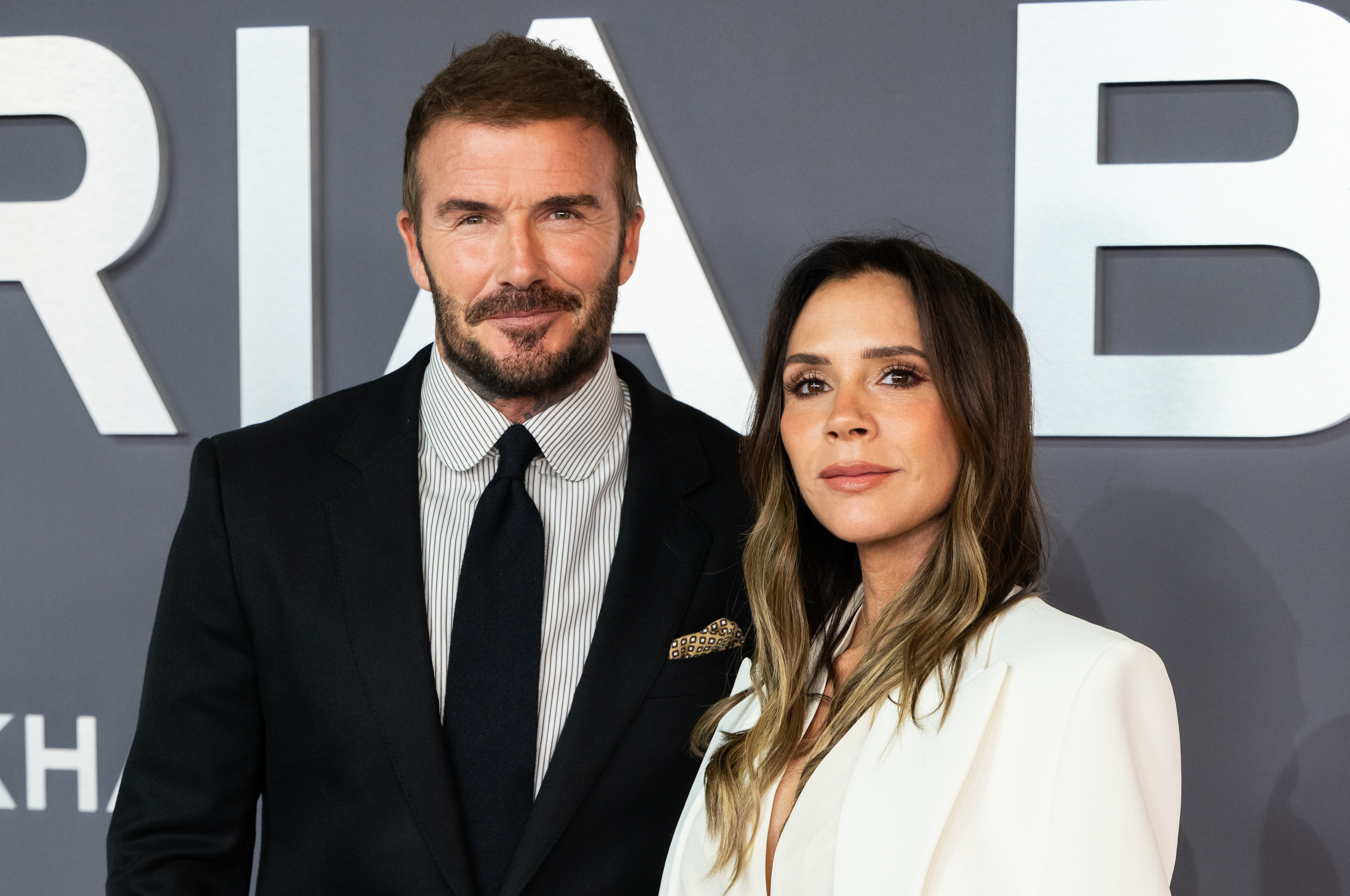 Victoria Beckham et David Beckham assistent à la première mondiale du film « Victoria Beckham » au Curzon Mayfair, le 8 octobre 2025 à Londres, en Angleterre | Source : Getty Images