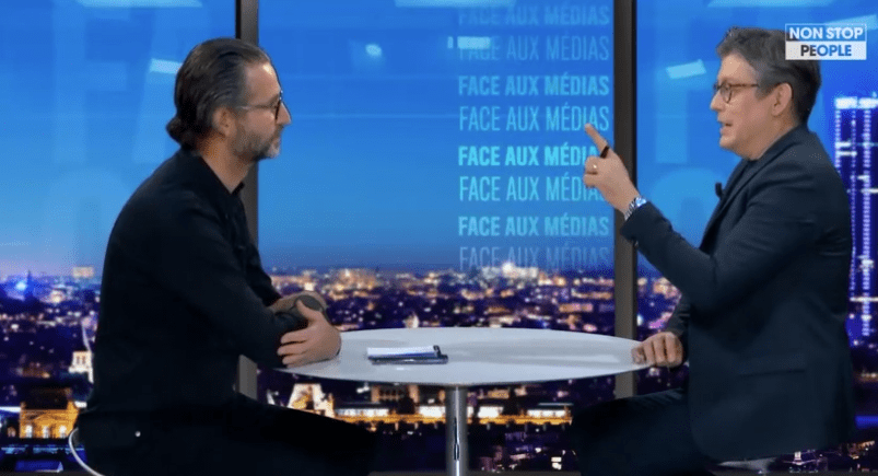 Nicolas Pernikoff et Jacques Sanchez sur le plateau de "Face aux Médias" | Photo : Non Stop People