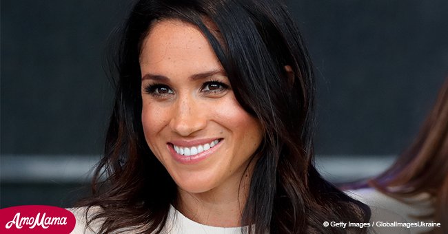 Meghan Markle est apparue avec une tenue chic lors du match de polo de Harry qui a eu lieu le jour de l'anniversaire de Diana