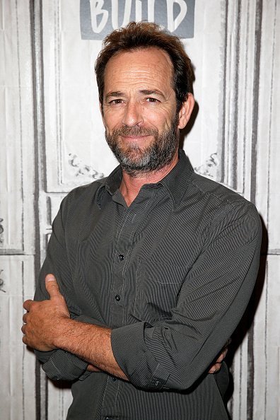 Luke Perry au Build Series à New York. | Photo : Getty Images