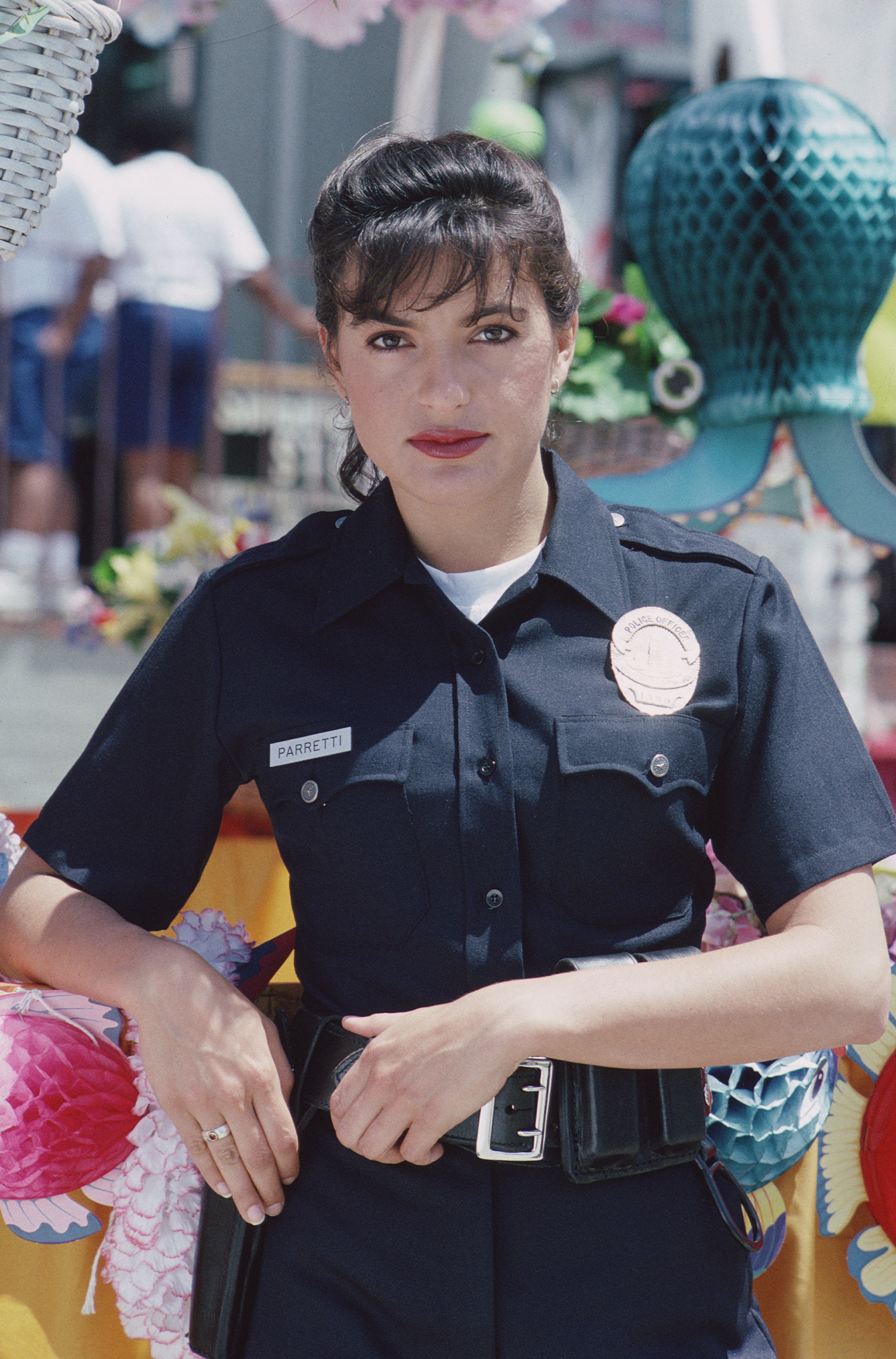 Mariska Hargitay pose pour l'émission policière de CBS "Tequila & Bonetti", 1992 | Source : Getty Images