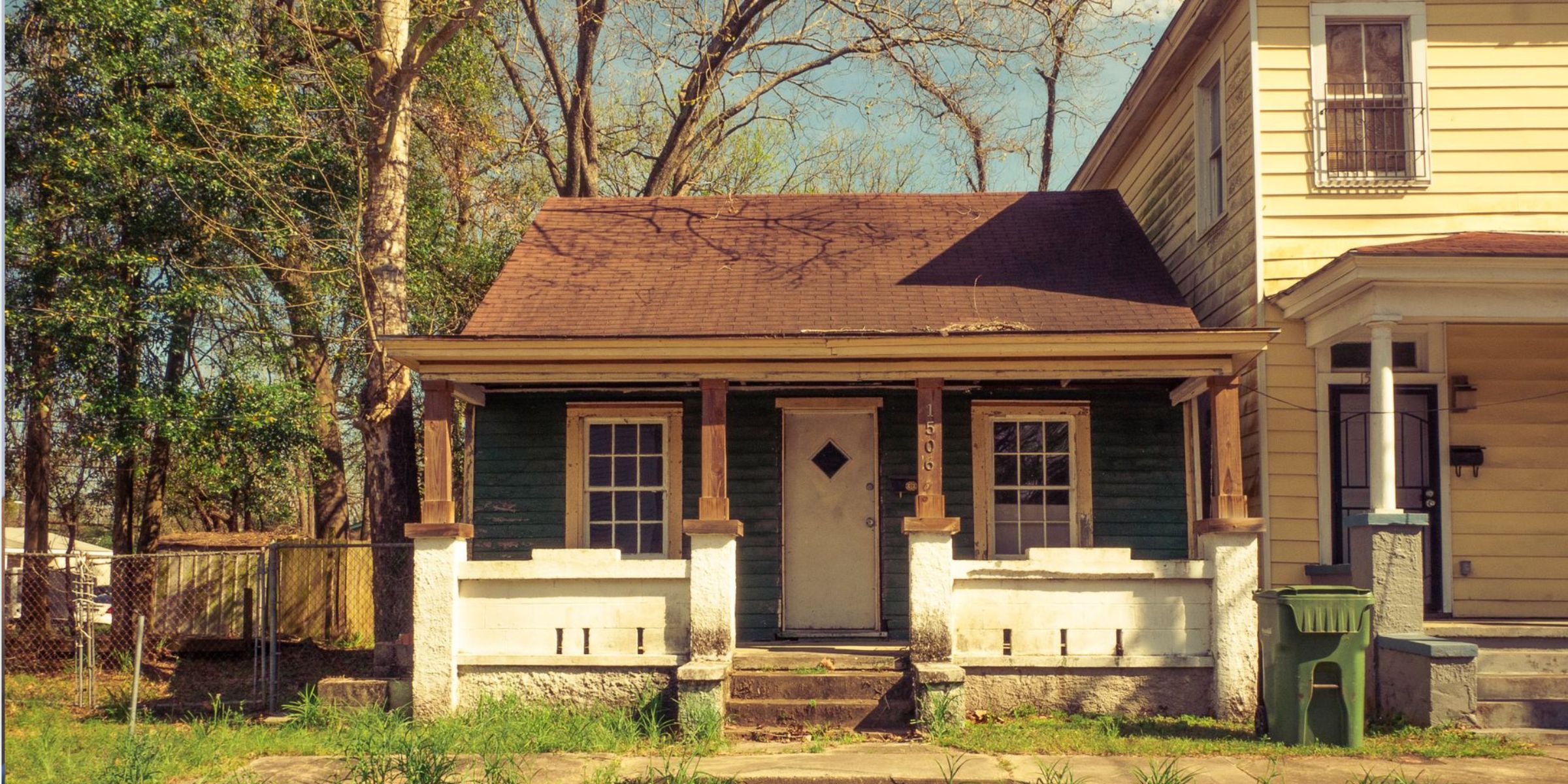 Une maison en banlieue | Source : Pexels