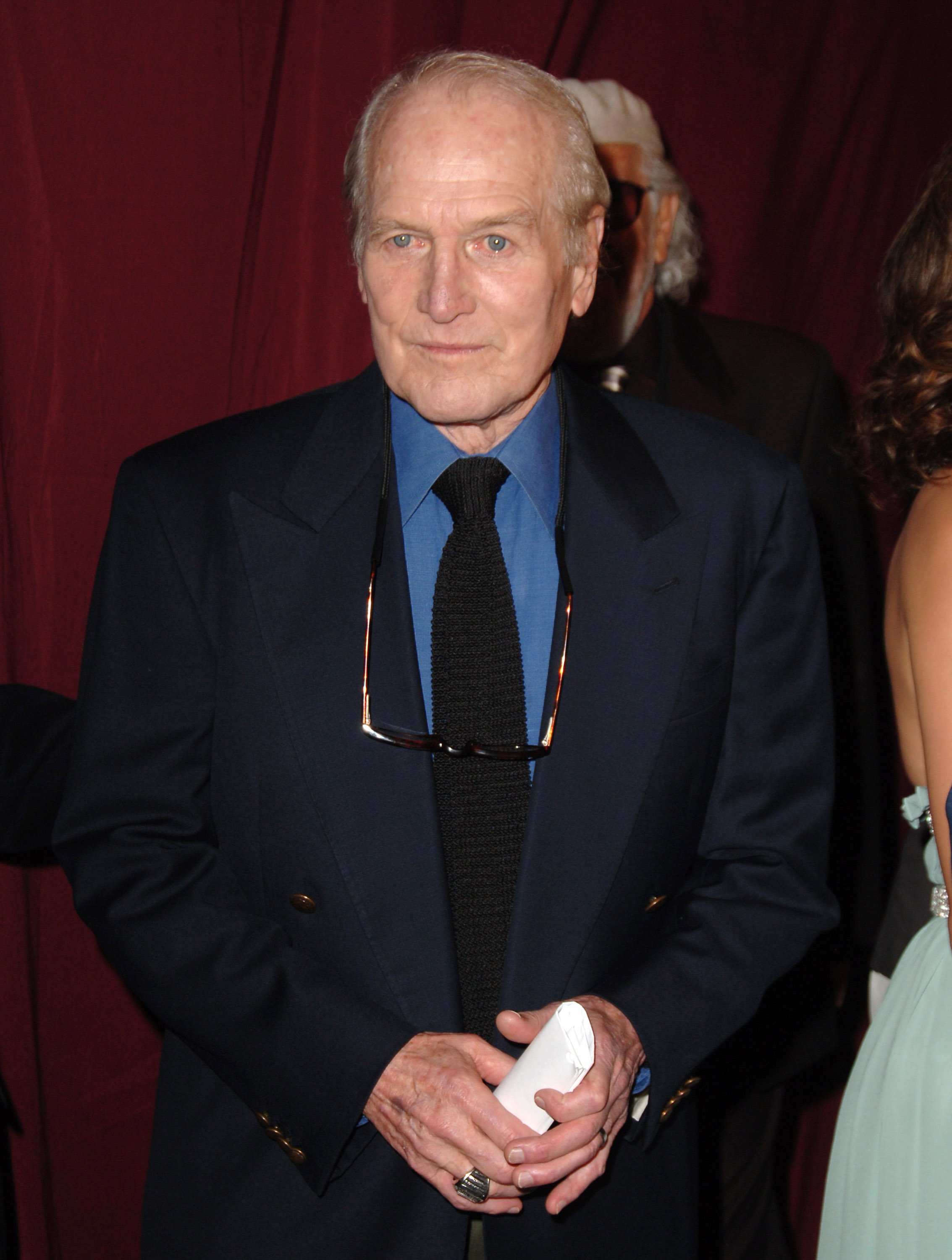 Portrait non daté de Paul Newman au Kodak Theatre à Hollywood, en Californie | Photo : Getty Images