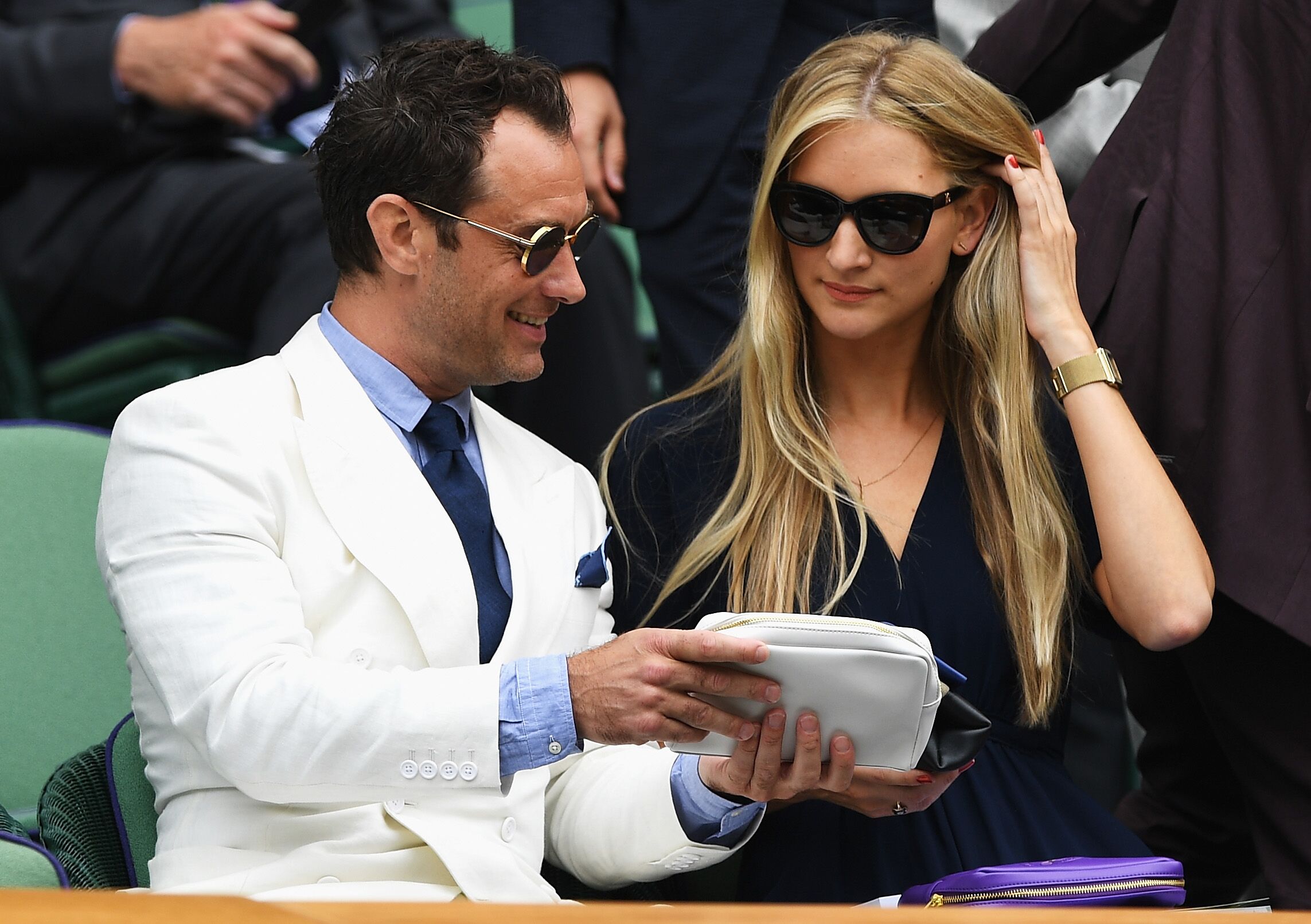 Jude Law et Phillipa Coan au All England Lawn Tennis and Croquet Club le 8 juillet 2016 | Source : Getty Images