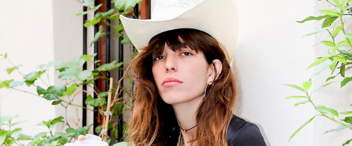  facebook.com/loudoillon