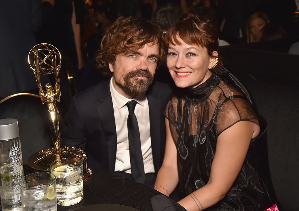 Peter Dinklage et sa femme Erica Schmidt aux Emmy Awards en 2018. l Source : Getty Images
