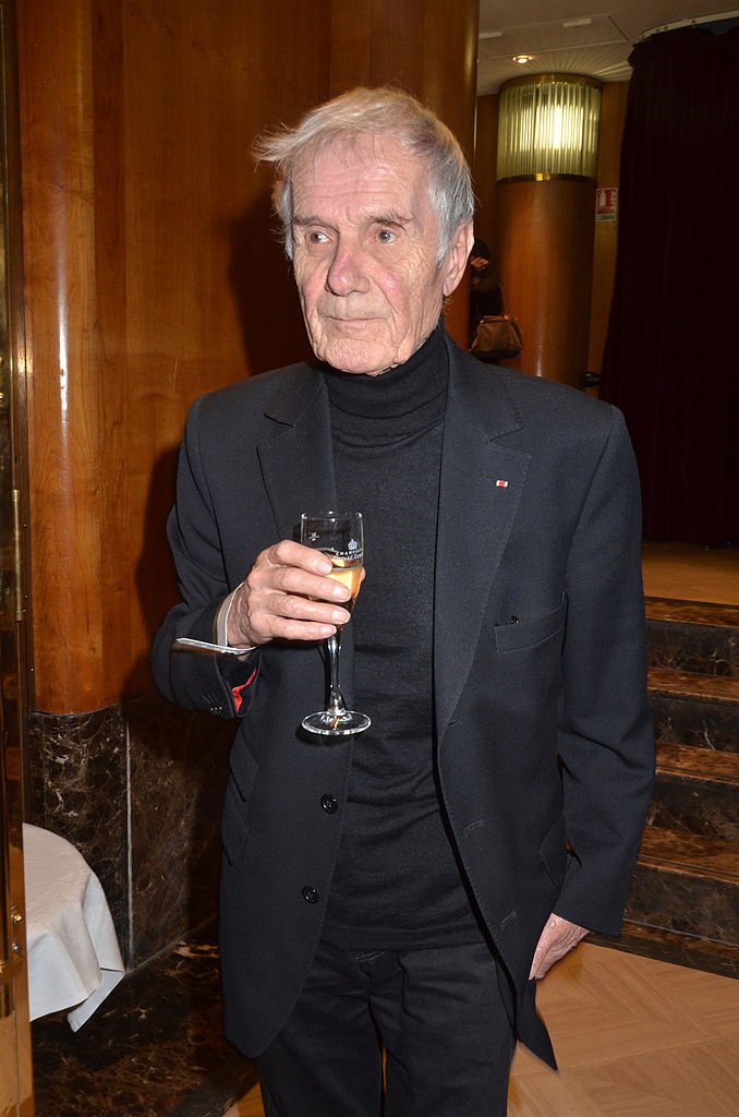 Pierre Schoendoerffer assiste au Prix de La Coupole le 8 juin 2011 à Paris, France. | Photo : Getty Images
