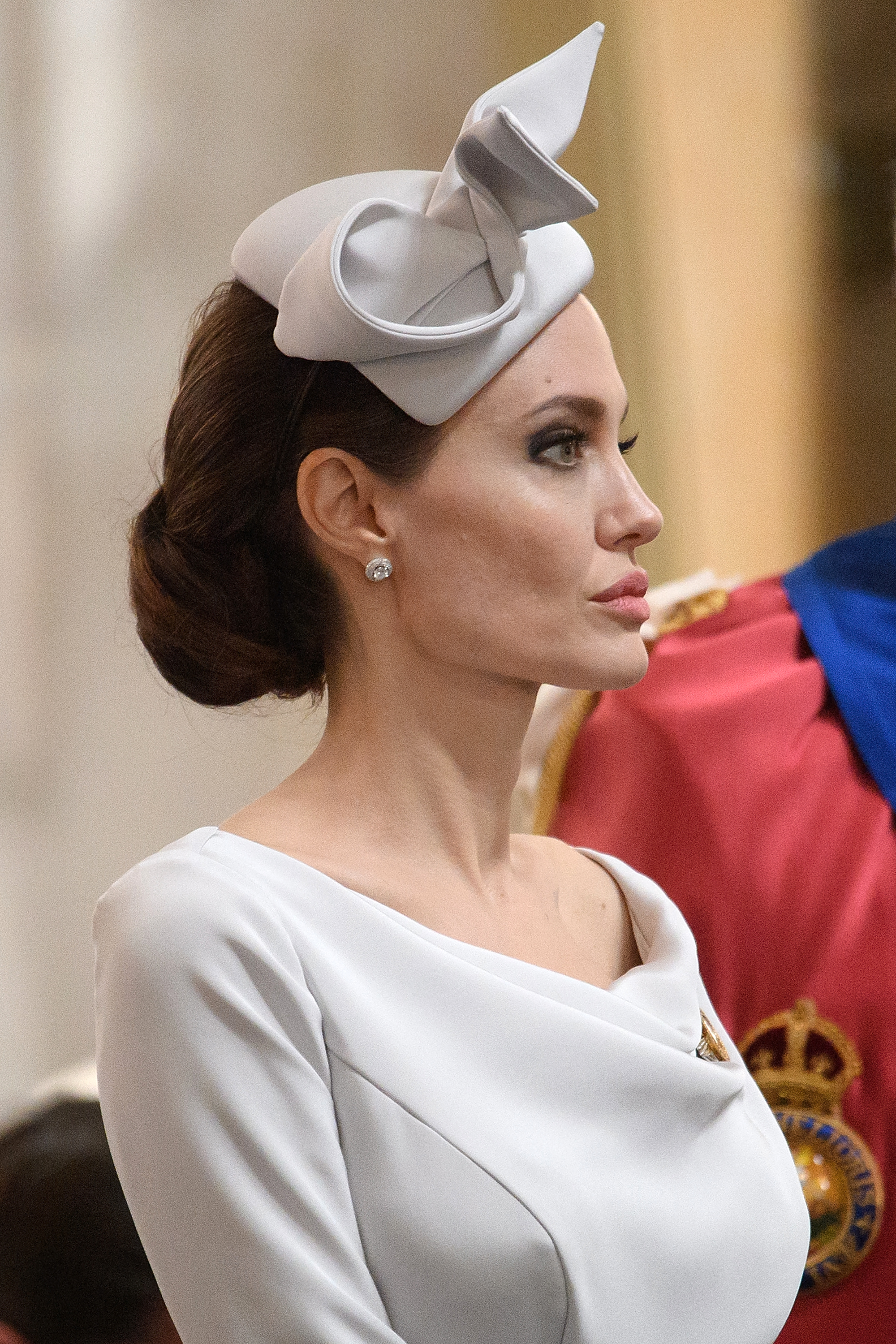 Angelina Jolie arrive avant le service de commémoration et de dédicace, marquant le 200e anniversaire de l'Ordre très distingué de Saint-Michel et Saint-Georges à la cathédrale Saint-Paul de Londres, le 28 juin 2018. | Source : Getty Images