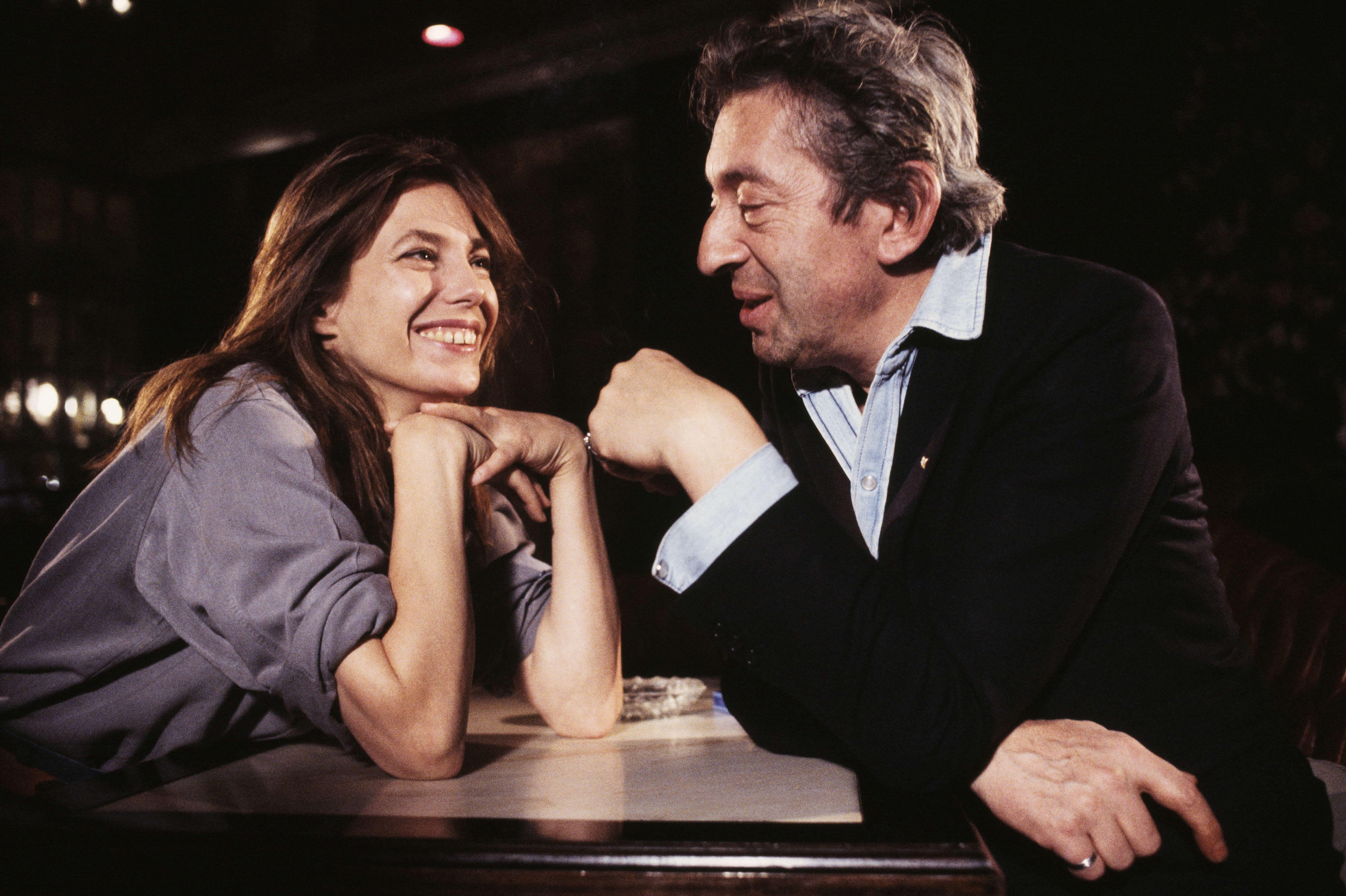 Jane Birkin et Serge Gainsbourg photo prise le 1er janvier 1985 | Source : Getty Images