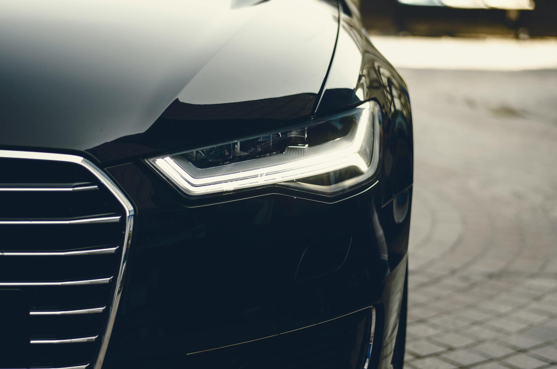 Une voiture noire | Source : Pexels