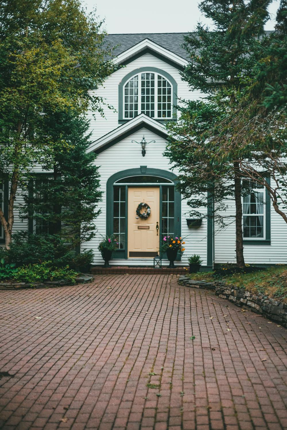 Une maison coloniale | Source : Pexels