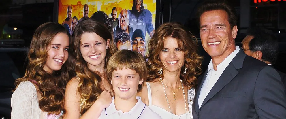 Une photo d'Arnold Schwarzenegger, de sa femme Maria Shriver et de leurs enfants | Photo : Getty Images