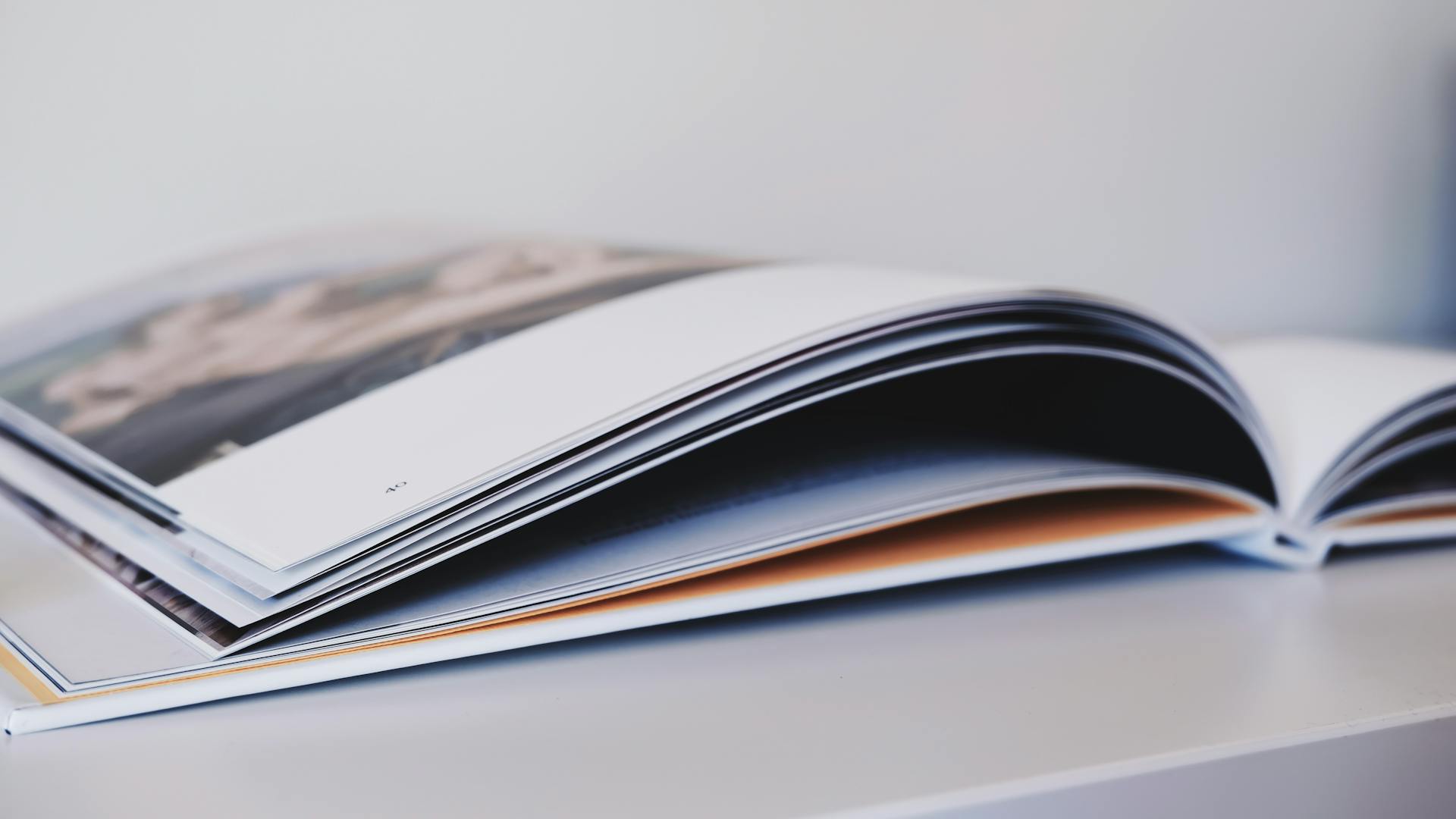Un magazine | Source : Pexels