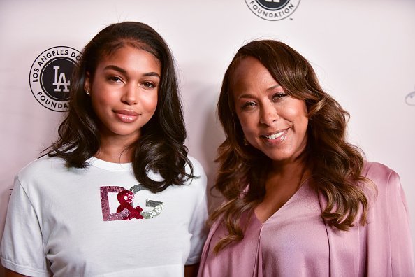 Lori Harvey et Marjorie Elaine Harvey au Beverly Hilton Hotel le 11 mai 2019. |  Photo : Getty Images