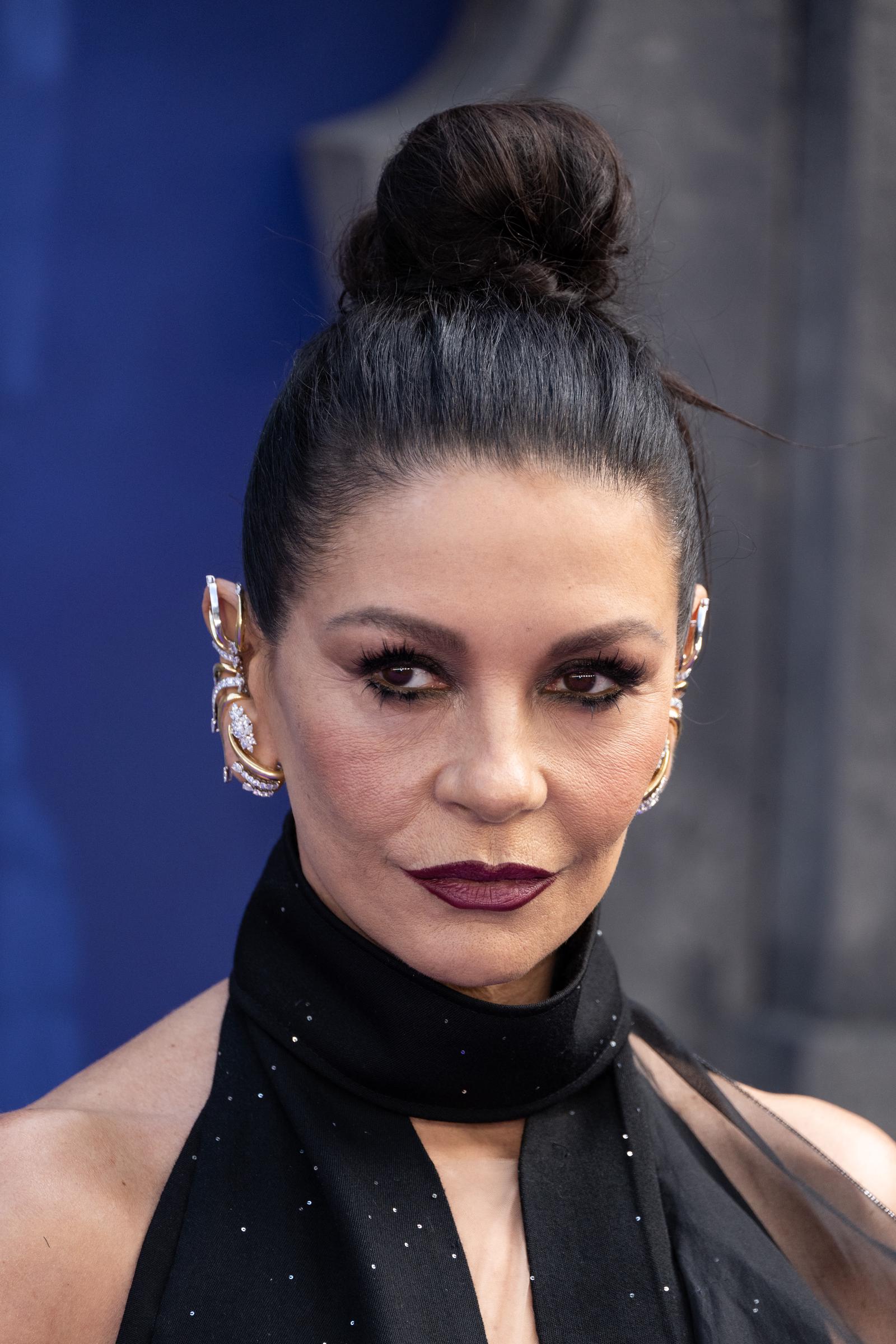 Catherine Zeta-Jones assiste à la première mondiale de la saison 2, partie 1 de "Mercredi" au Central Hall, Westminster le 30 juillet 2025 à Londres, Angleterre. | Source : Getty Images