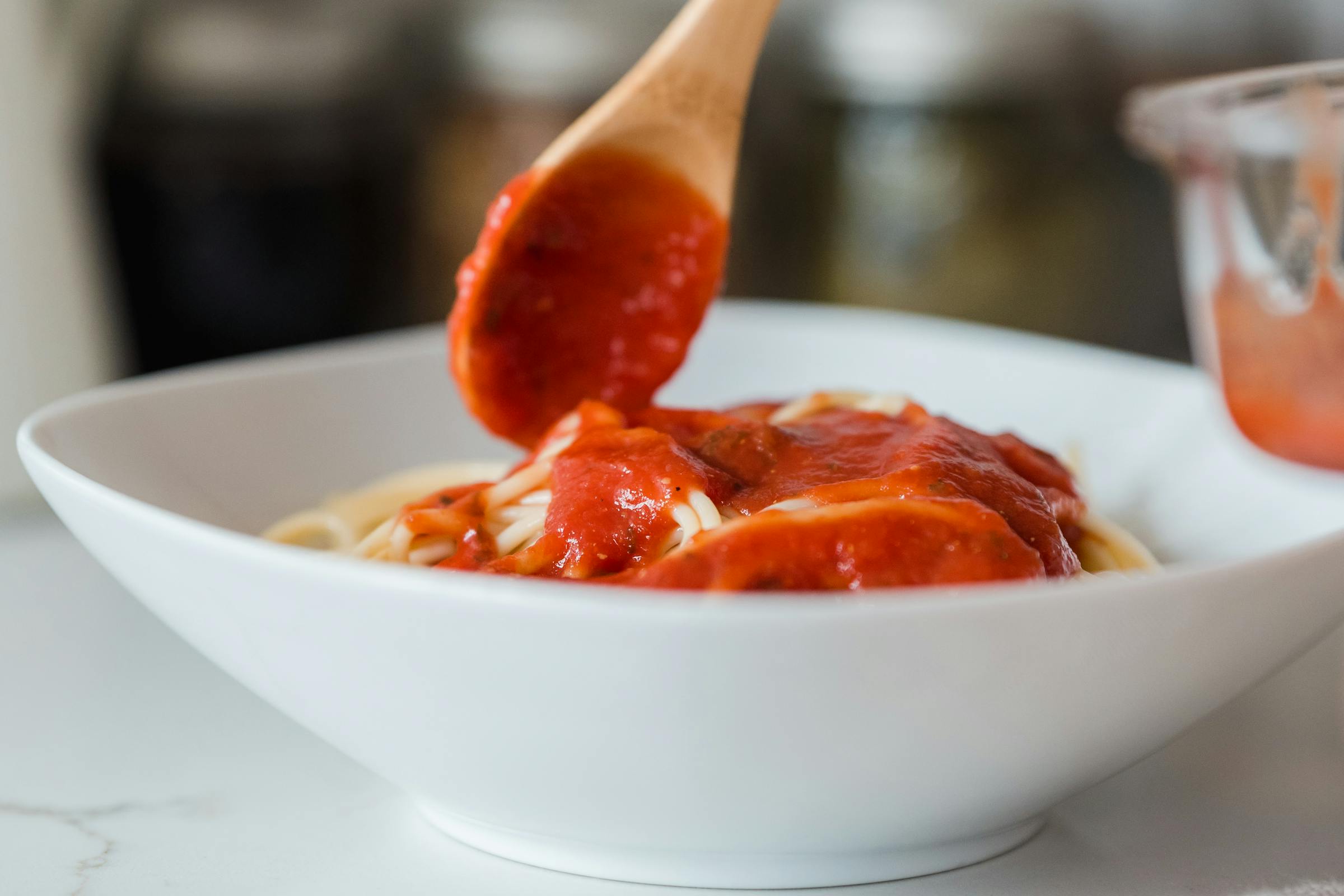 Nudeln mit roter Sauce | Quelle: Pexels