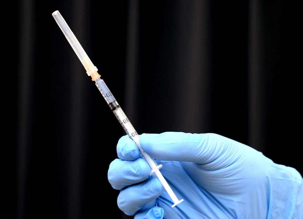 Le vaccin contre le coronavirus. | Photo : Getty Images
