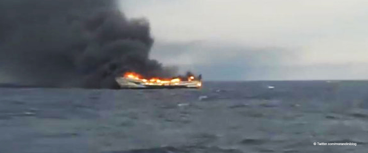 Un chalutier espagnol prend feu à 22 km des côtes françaises, trois blessés, un mort