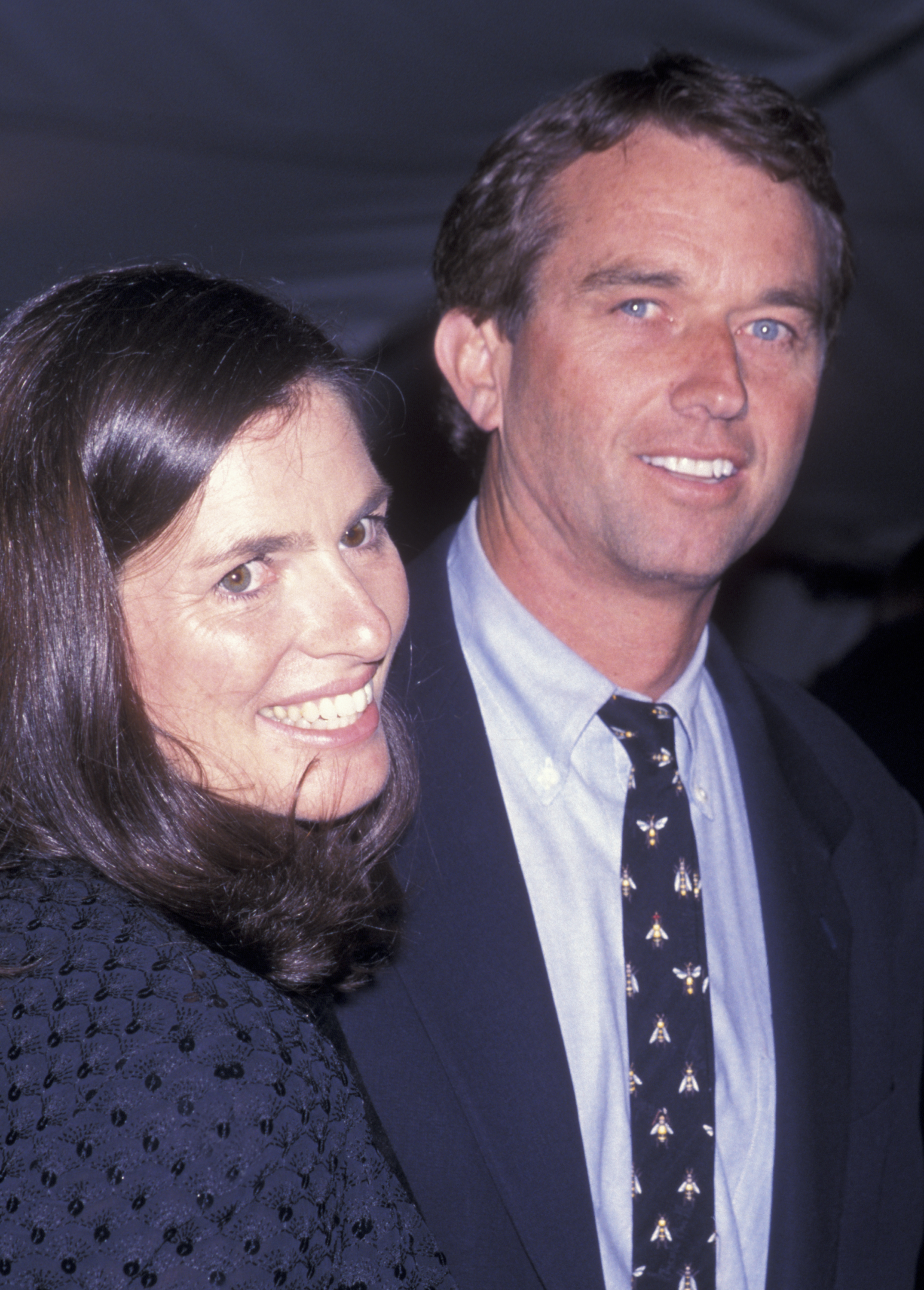 Robert F. Kennedy Jr. et Mary Richardson assistent à l'exposition du Metropolitan Museum of Art Costume Institute le 23 avril 2001 | Source : Getty Images