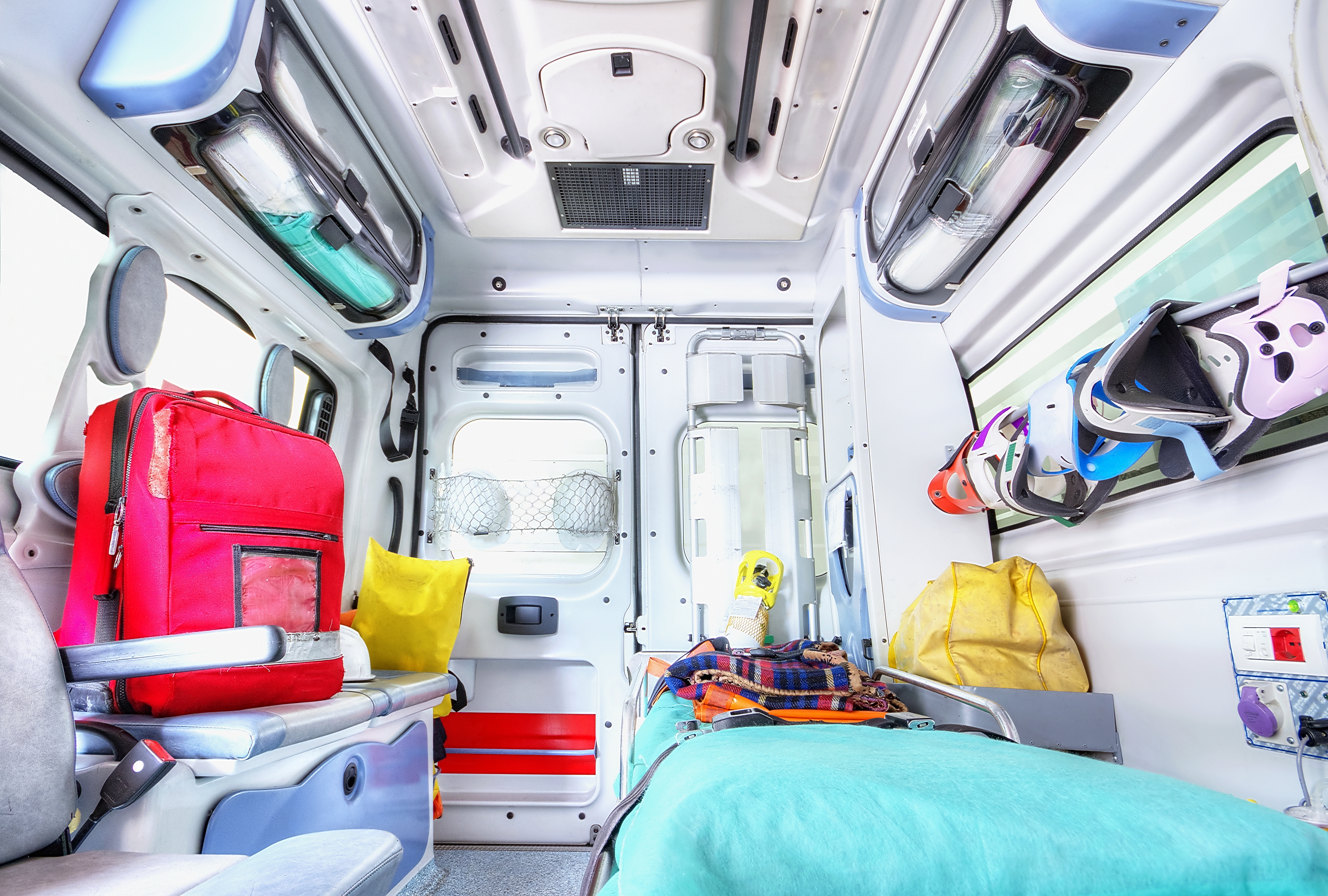 Interior de uma ambulância |  Fonte: Shutterstock