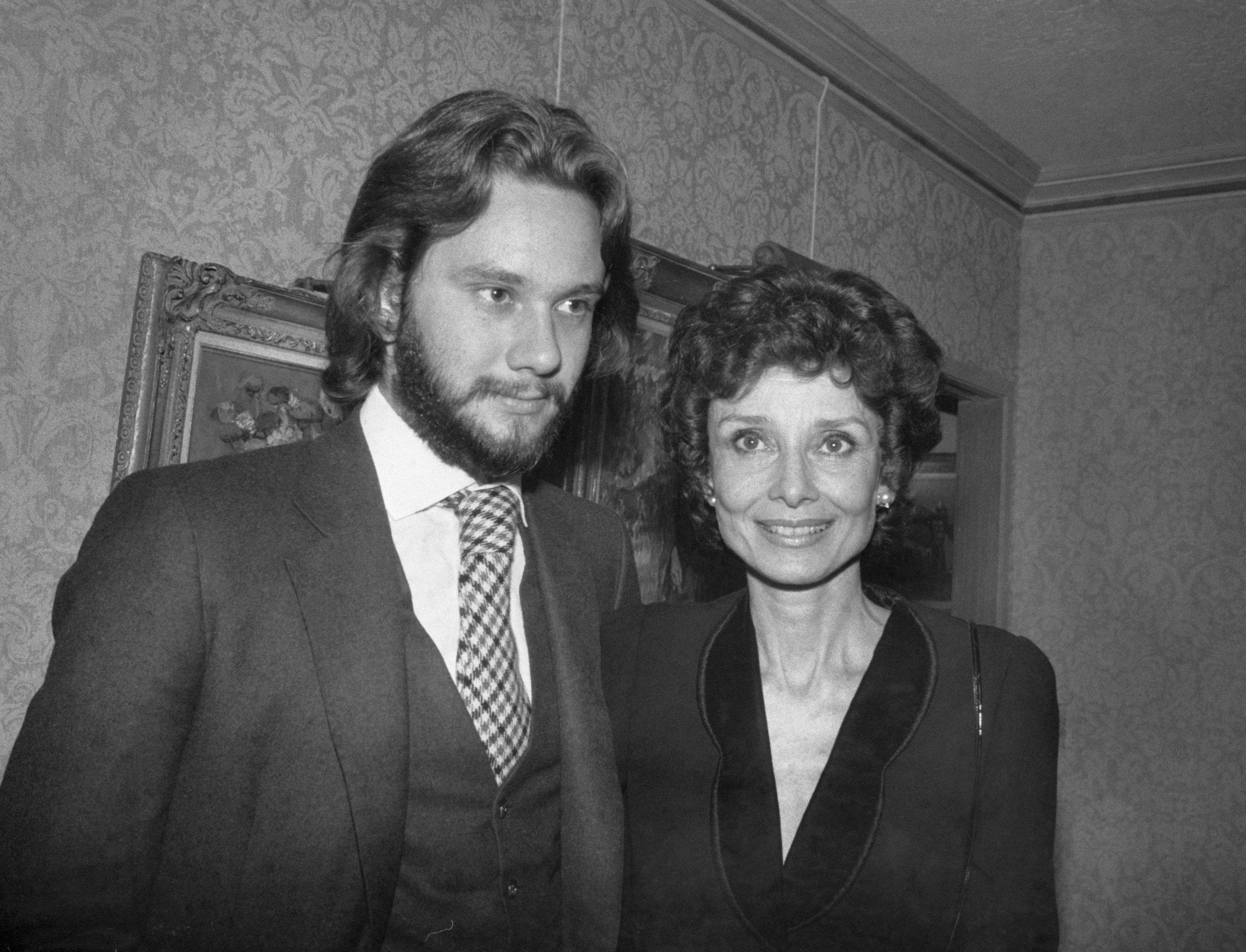 Sean Ferrer et Audrey Hepburn à New York le 11 novembre 1979. | Source : Getty Images