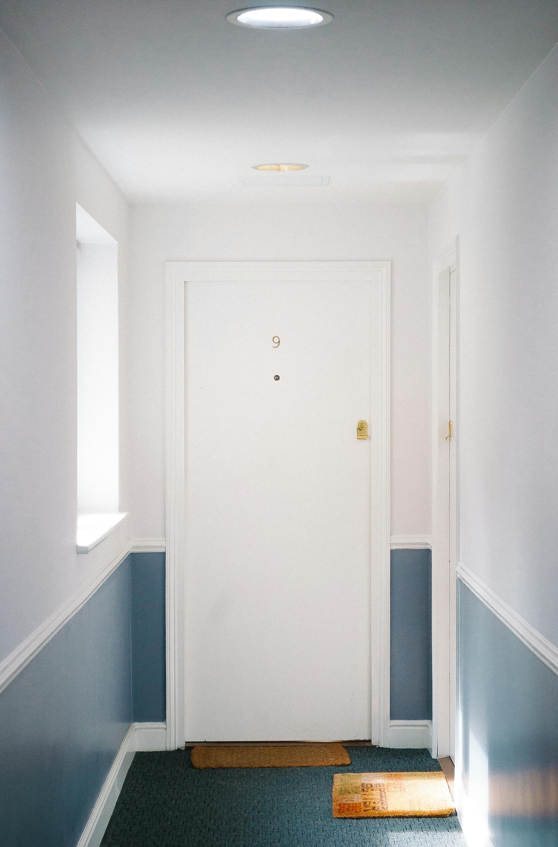 An apartment door | Source: Pexels