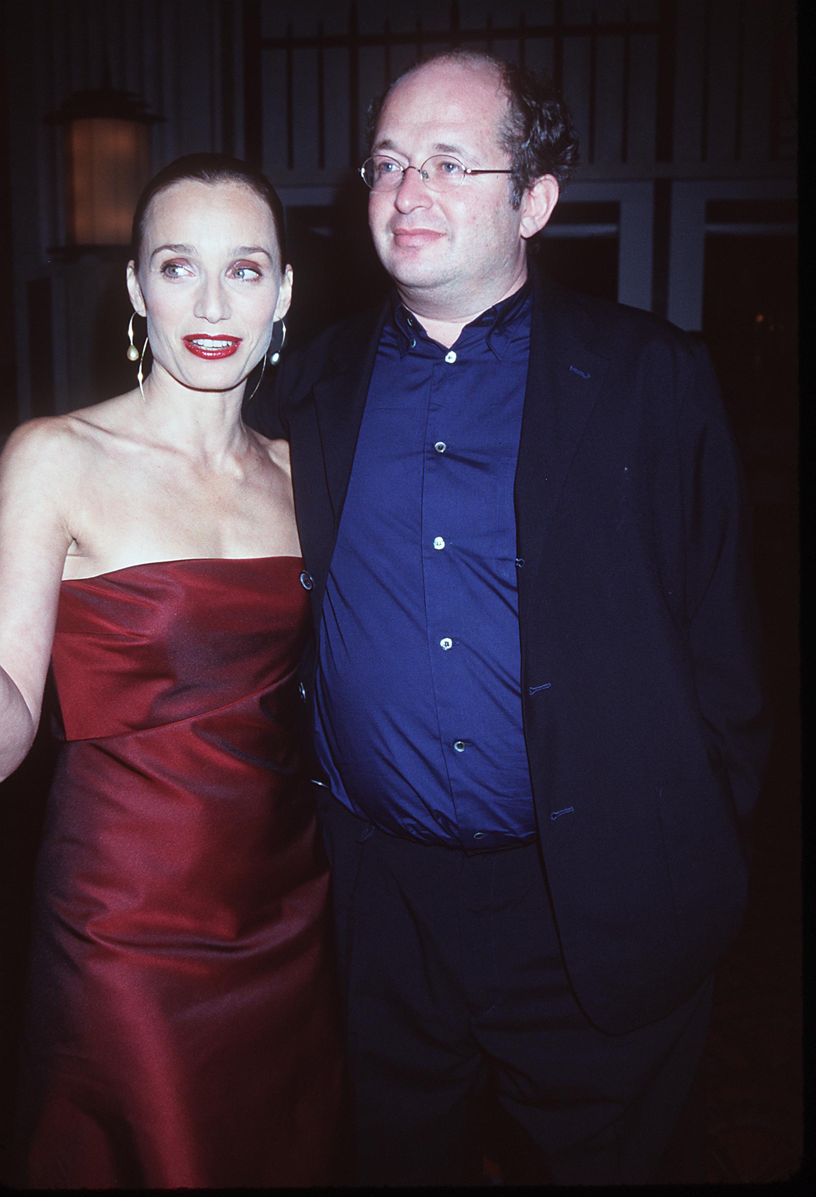 Kristin Scott Thomas et François Olivennes à la première de "Random Hearts" le 3 octobre 1999 à New York | Source : Getty Images