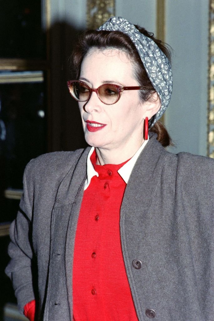 Portrait pris le 19 novembre 1987 de l'actrice française Dominique Lavanant au ministère de la Culture à Paris. | Photo : Getty Images