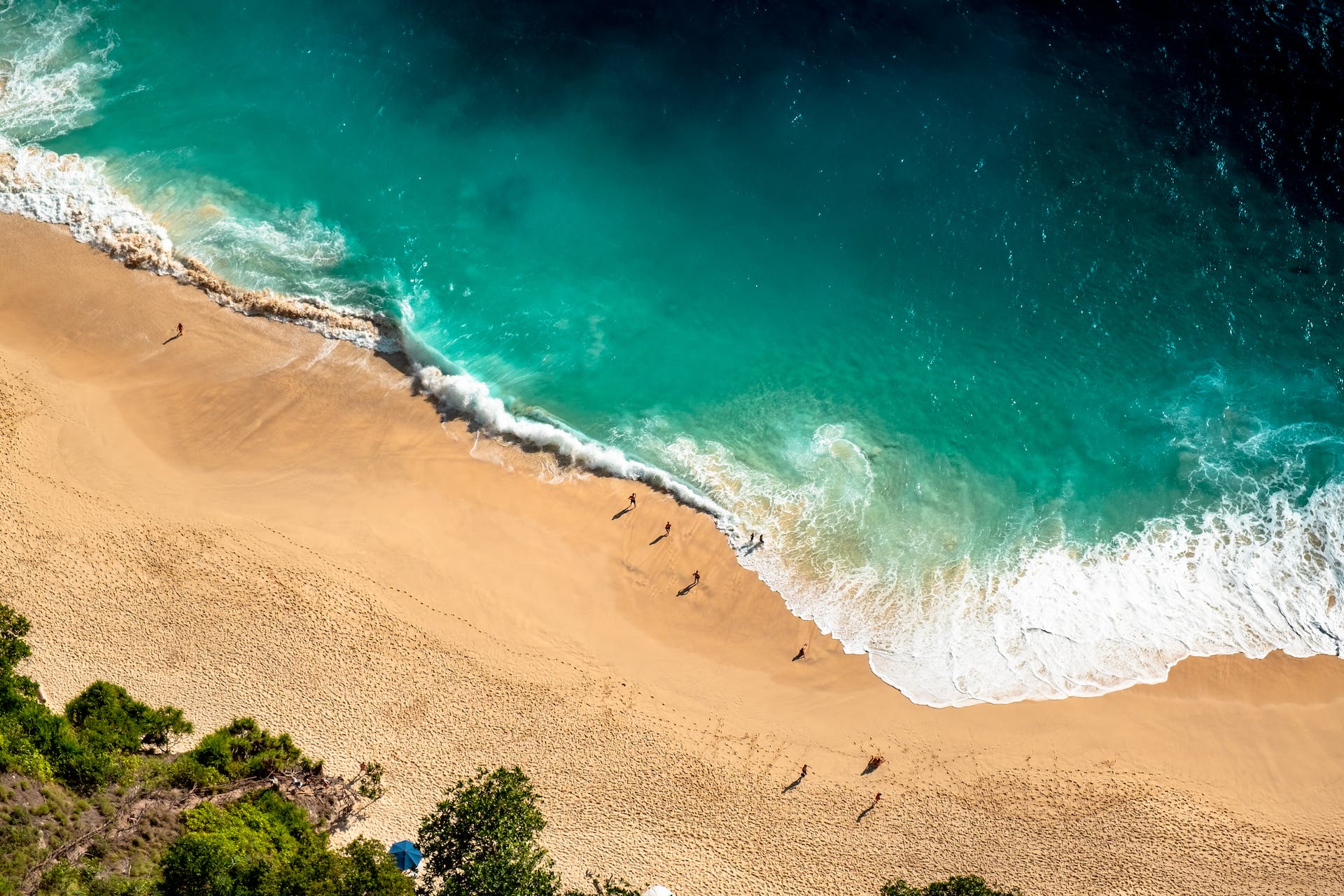 Image de plage prise par un drone | Source : Pexels