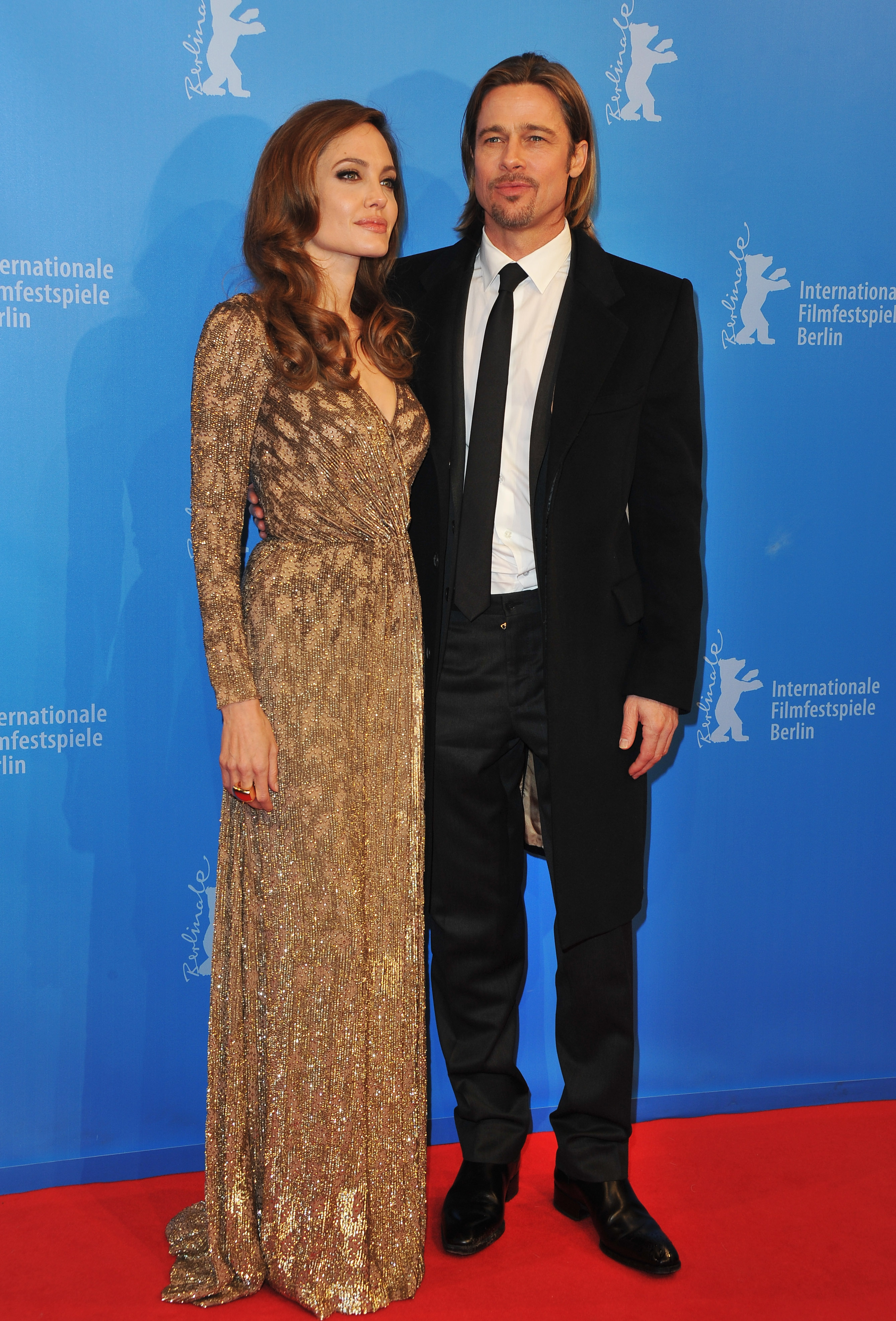Brad Pitt et Angelina Jolie le 11 février 2012 à Berlin, Allemagne. | Source : Getty Images