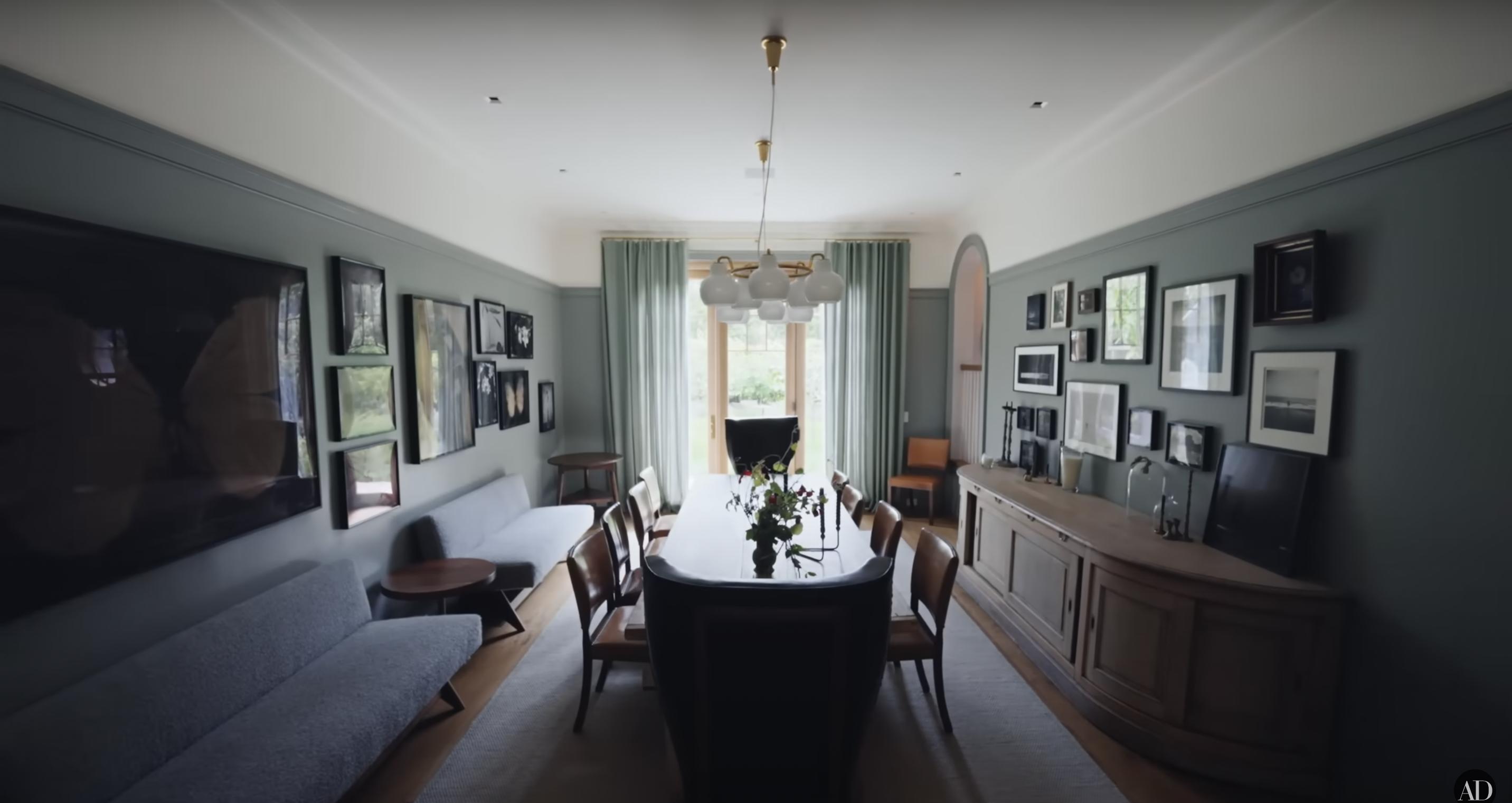 La salle à manger de Jennifer Garner, datée du 3 septembre 2024 | Source : YouTube/@Archdigest