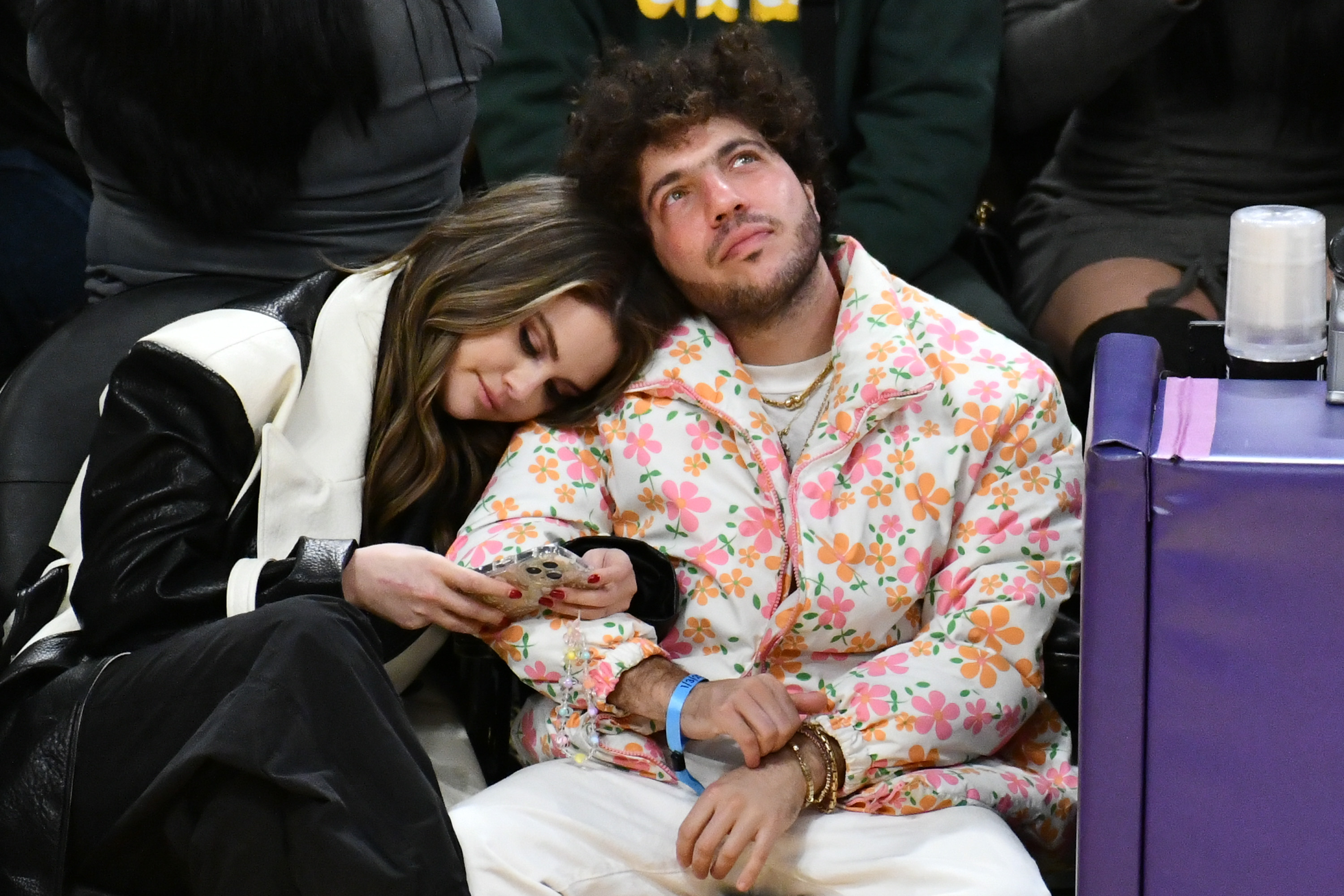 Selena Gomez et Benny Blanco le 03 janvier 2024, à Los Angeles, Californie | Source : Getty Images