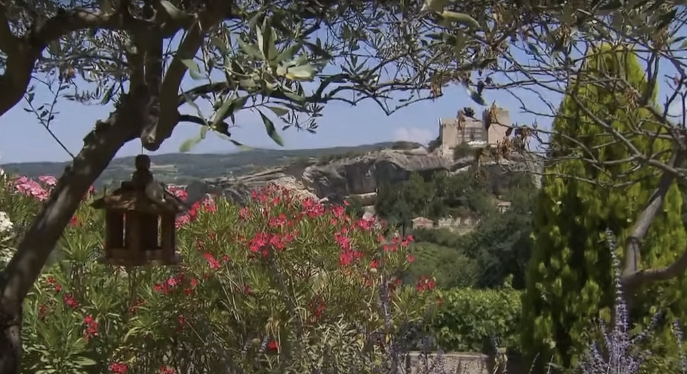 Photo du paysage depuis la maison de Mimie Mathy et son mari. l Source : YouTube