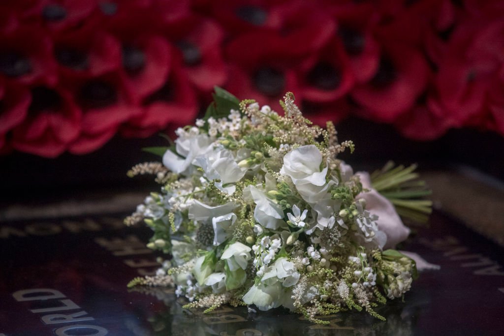 Le bouquet de mariage de Meghan Markle sur la tombe d'un guerrier inconnu | Getty Images