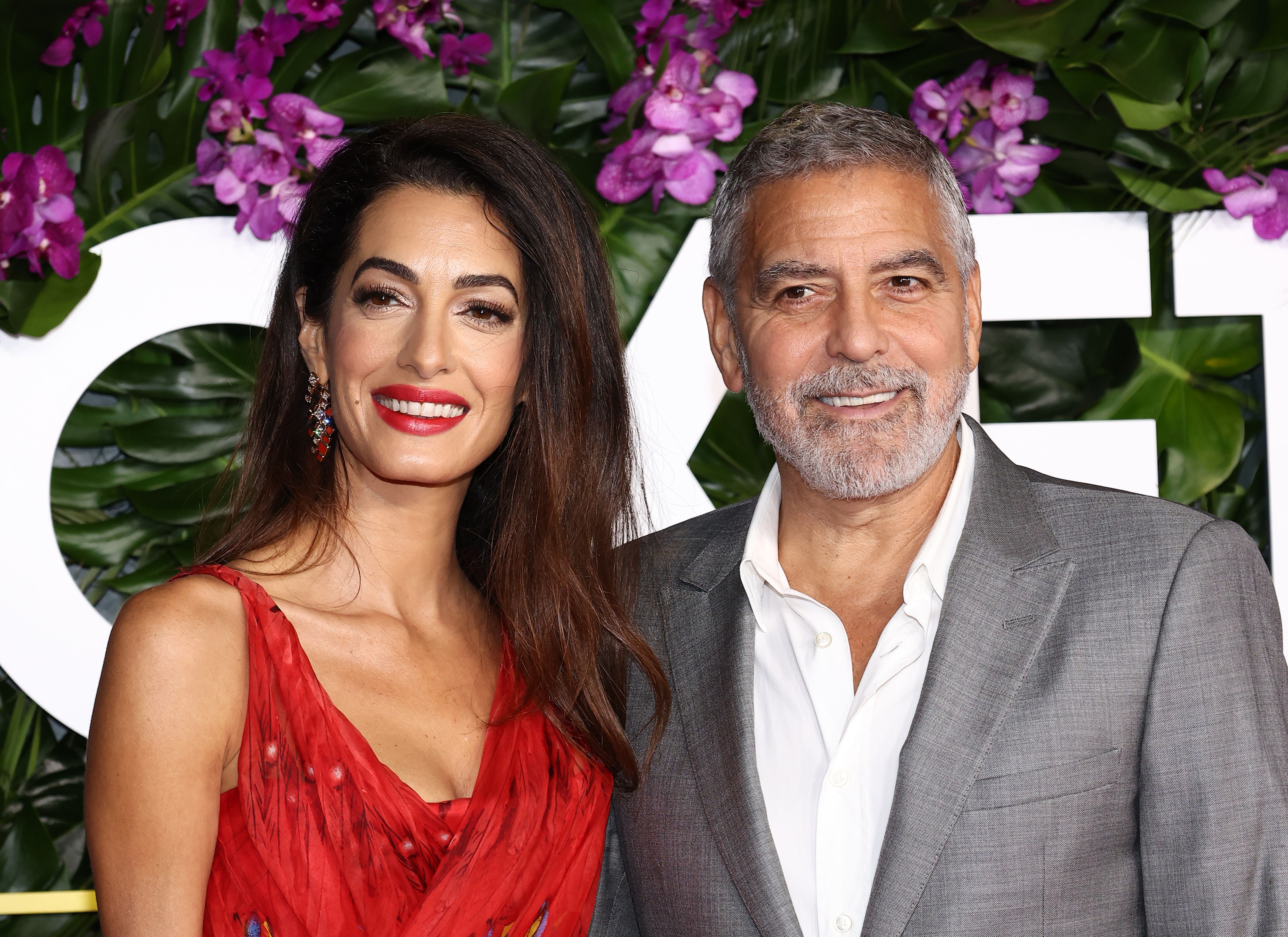 Amal Clooney et George Clooney à la première de "Ticket To Paradise", 2022 | Source : Getty Images