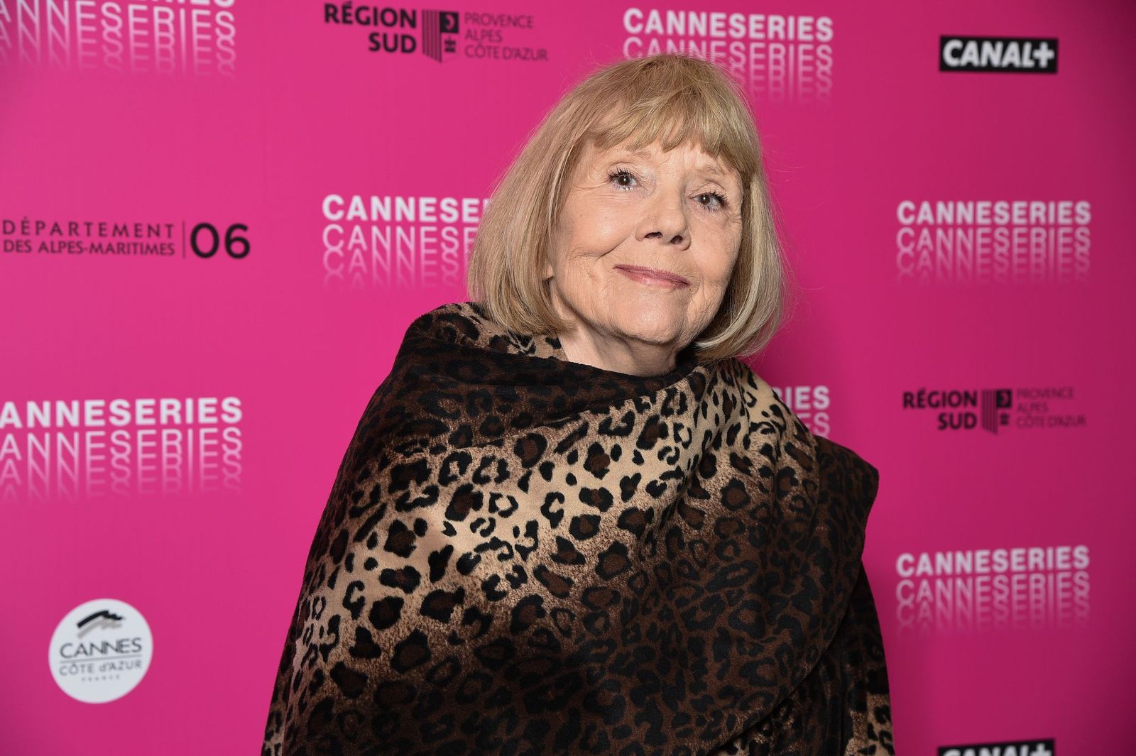  Dame Diana Rigg assiste à la 2e Canneseries - Festival International des Séries: Jour 2 le 06 avril 2019 à Cannes, France. | Photo : Getty Images