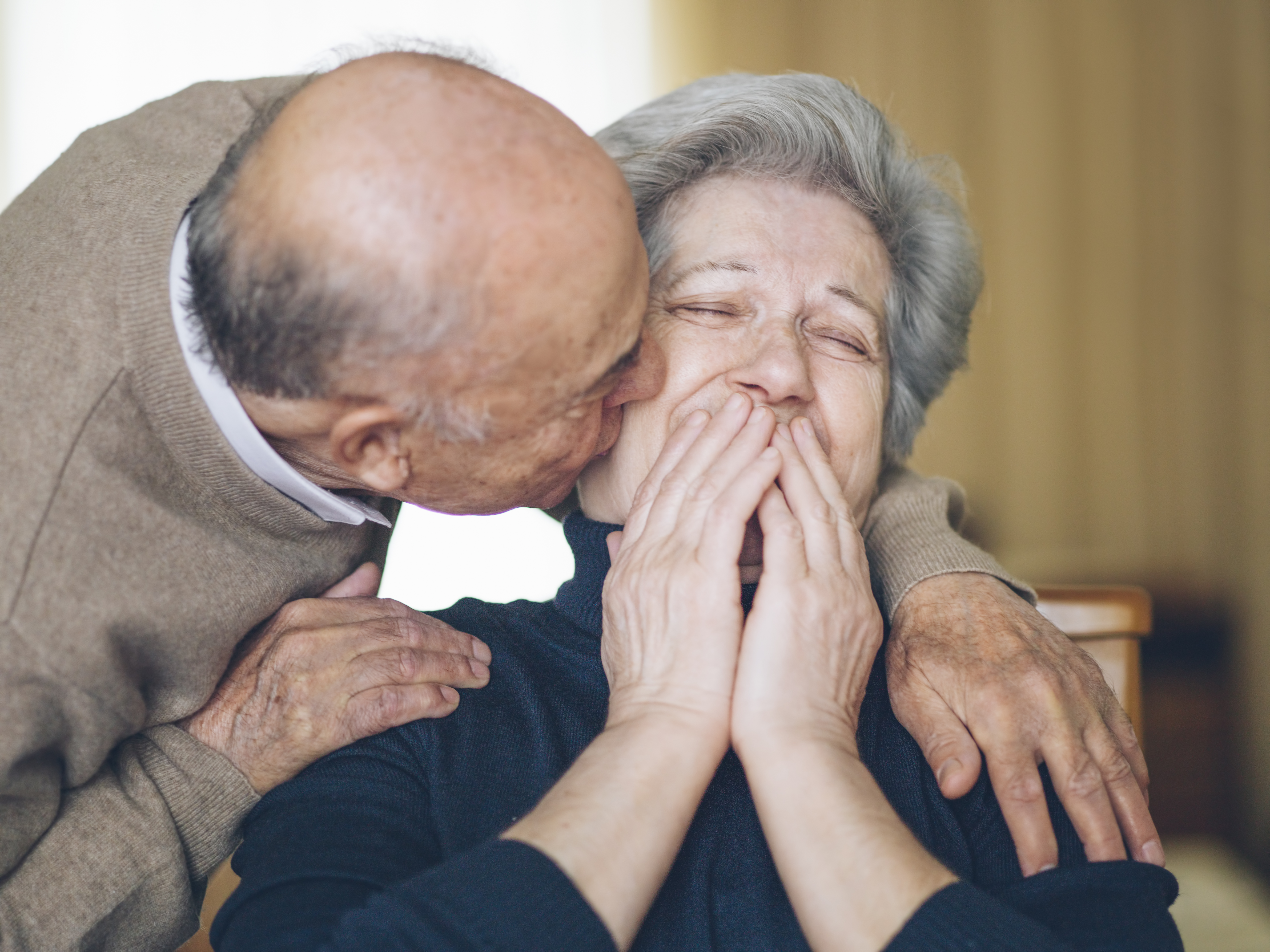 Couple de seniors s'amusant | Source : Getty Images