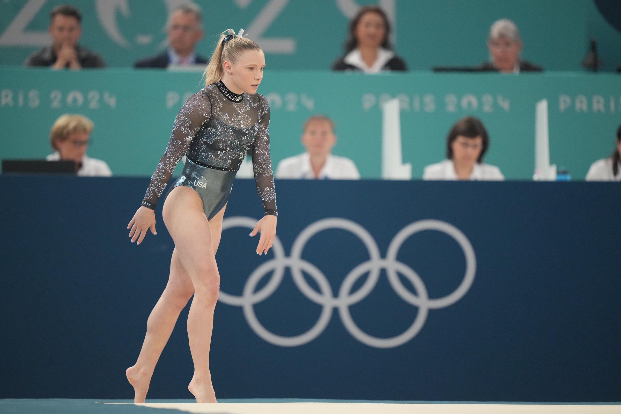 Jade Carey effectuant le saut lors des qualifications féminines à Paris, France, le 28 juillet 2024 | Source : Getty Images