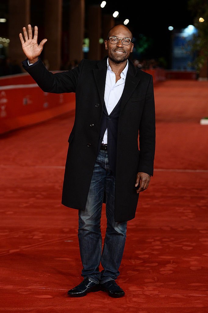 L'acteur Lucien Jean-Baptiste assiste à la première de "Je Fais Le Mort" lors du 8ème Festival du Film de Rome le 12 novembre 2013 à Rome, Italie. | Photo : Getty Images.