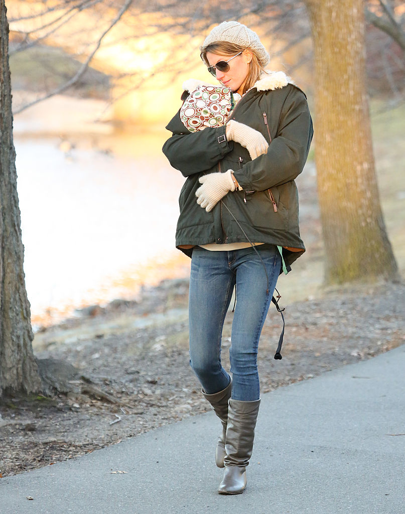 Gisele Bundchen et Vivian Brady sont vues le 07 décembre 2013 à Boston, dans le Massachusetts. (Photo by Stickman/Bauer-Griffin/GC Images)