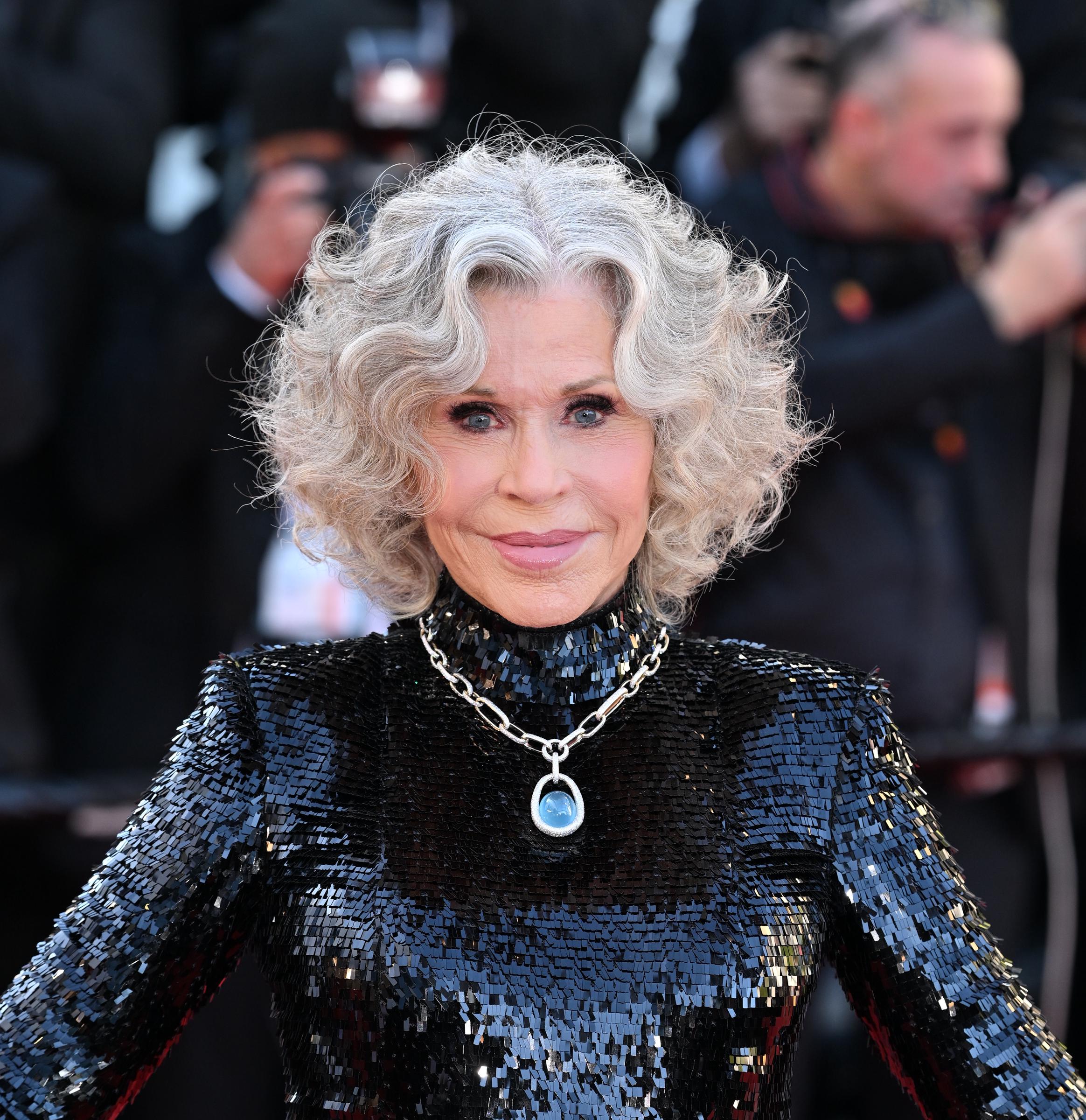 Jane Fonda assiste à la cérémonie d'ouverture et à la projection du film « La Vénus Électrique » lors du 79e Festival de Cannes, le 12 mai 2026 en France | Source : Getty Images