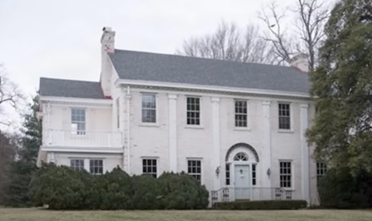 La maison familiale de Reese Witherspoon et Jim Toth à Nashville | Source : YouTube/@FamousEntertainment