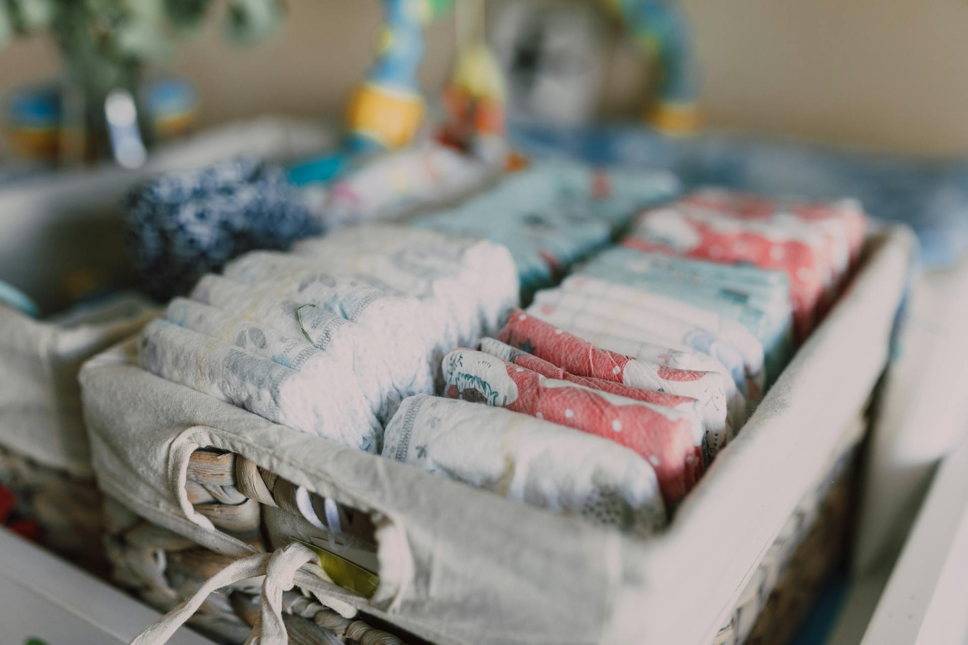 Couches dans un panier | Source : Pexels