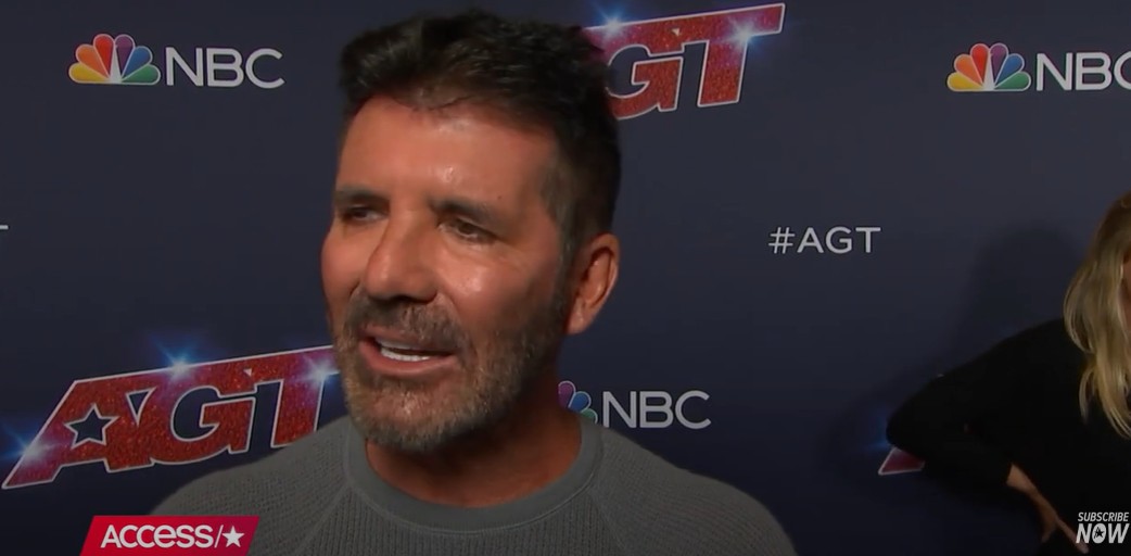 Simon Cowell lors d'une interview avec Access Hollywood le 14 août 2019 | Source : YouTube/Access Hollywood