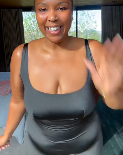 Lizzo exprime sa joie d'avoir atteint son objectif de perte de poids. | Source : TikTok/lizzo