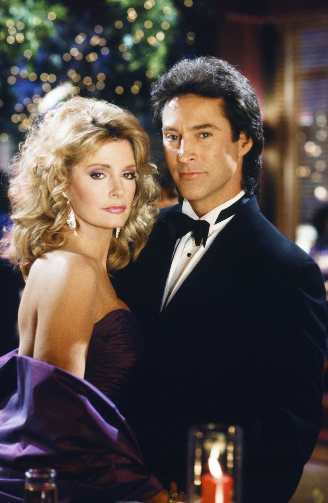 L'actrice dans le rôle de Marlena Evans et Drake Hogestyn dans celui de John Black dans "Des jours et des vies" en 1993. | Source : Getty Images