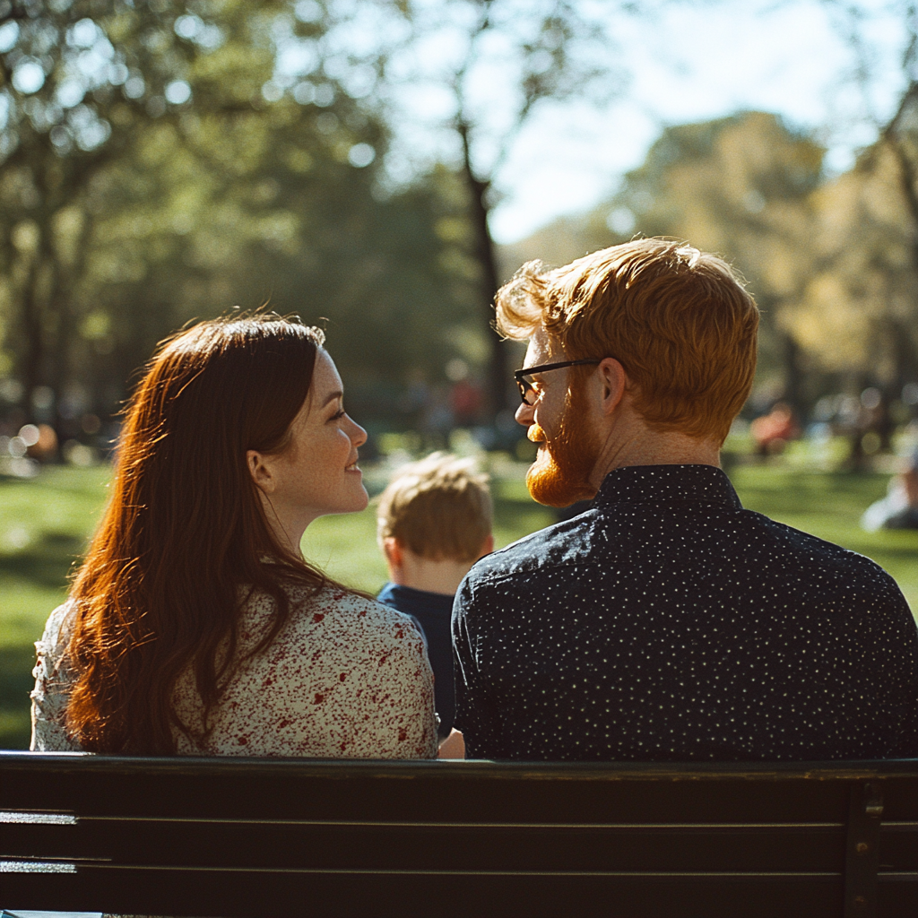 Un couple heureux au parc | Source : Midjourney