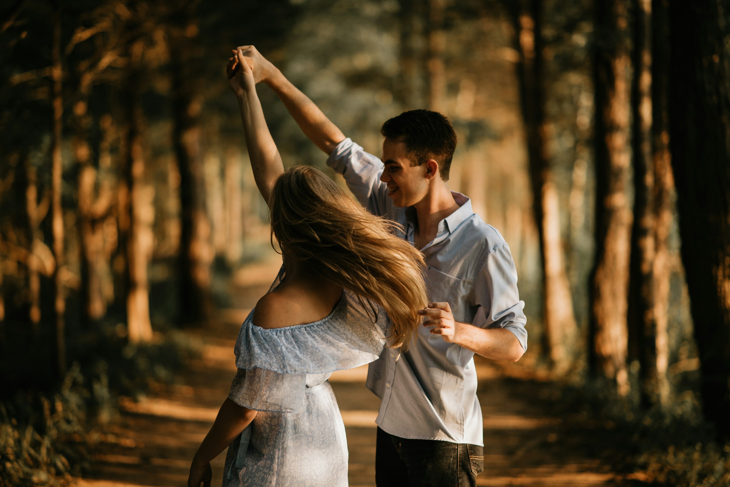 Un couple romantique amoureux | Source : Unsplash